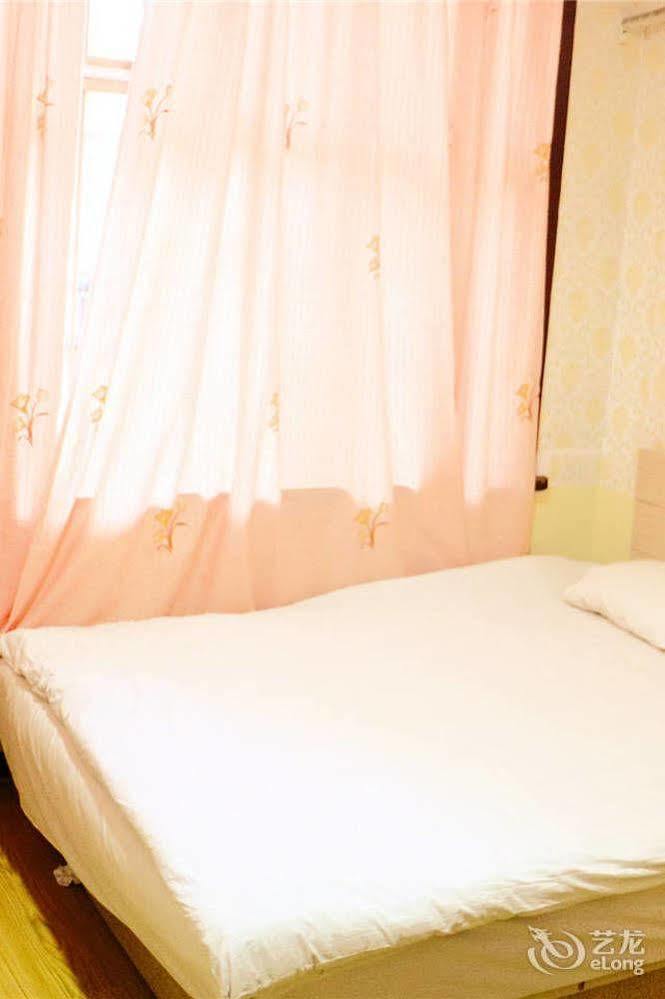Qingdao Peninsula Four Seasons Business Hotel 외부 사진